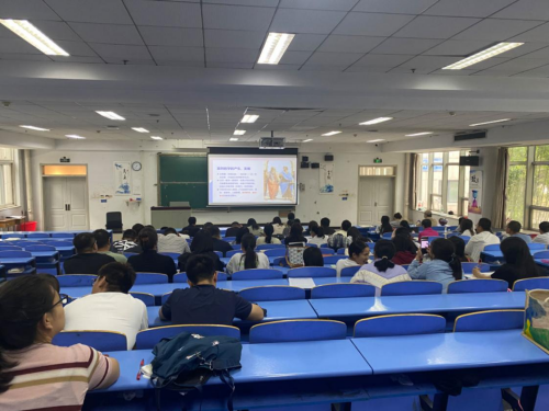 威尼斯官网教师参加案例教学设计与应用实施主题培训
