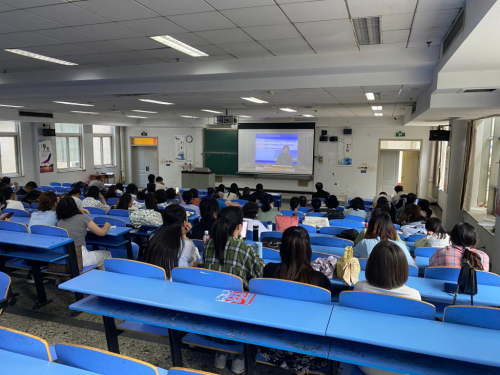 威尼斯官网新教师参加教师教学能力提升培训