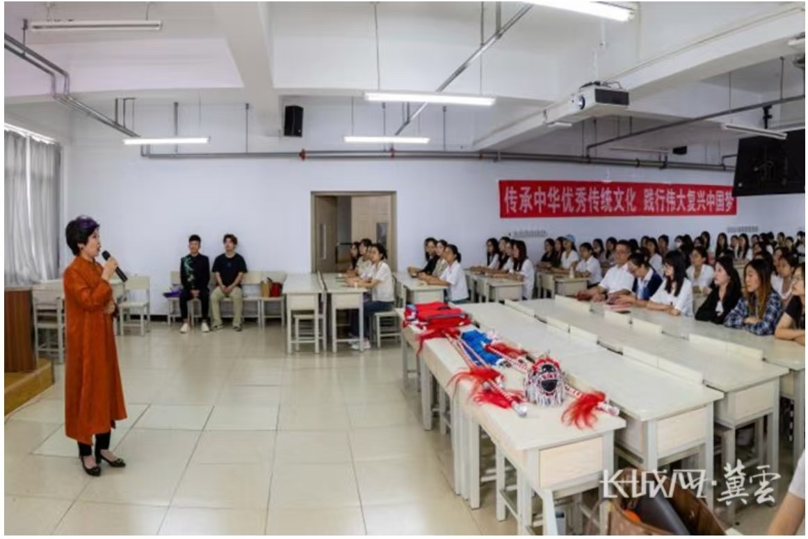 《冀云》——3200威尼斯vip：“新时代 新家乡”主题思政课 探索思政课“新的打开方式”